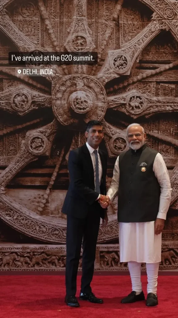 Rishi Sunak Visit India G20 Summit and Narendra Modi HandShake Photo POVBharat