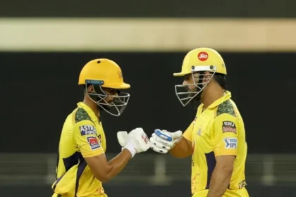 Dhoni hands over Captaincy of CSK to Ruturaj Gaikwad